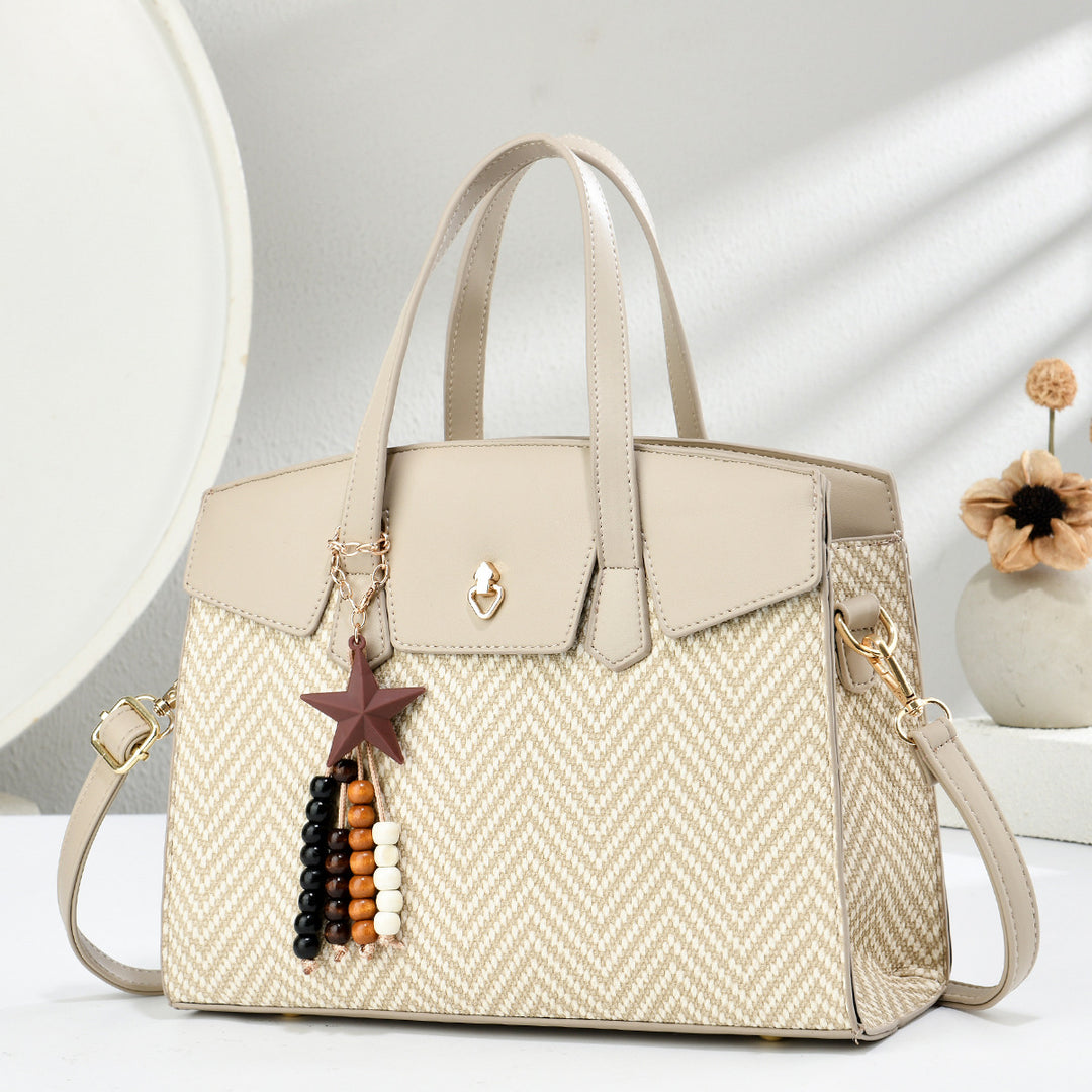 Damen Handtasche mit elegantem Chevron-Muster und abnehmbaren Schlüsselanhänger Nord Taschen