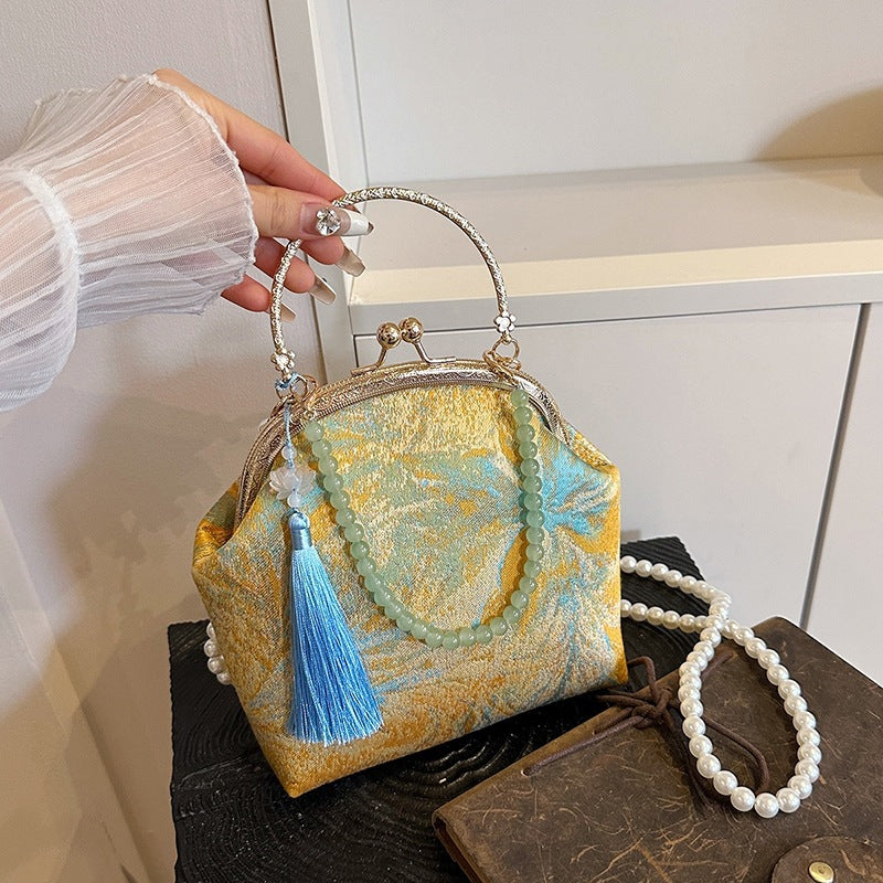 Damen elegante Geldbörse mit kunstvollem Blumenmuster Nord Taschen