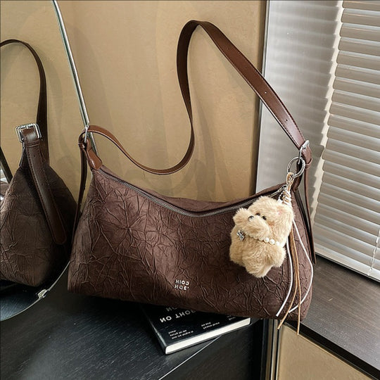 Damen Hobo-Tasche mit charmantem Tieranhänger und praktischem Kordelzug Nord Taschen