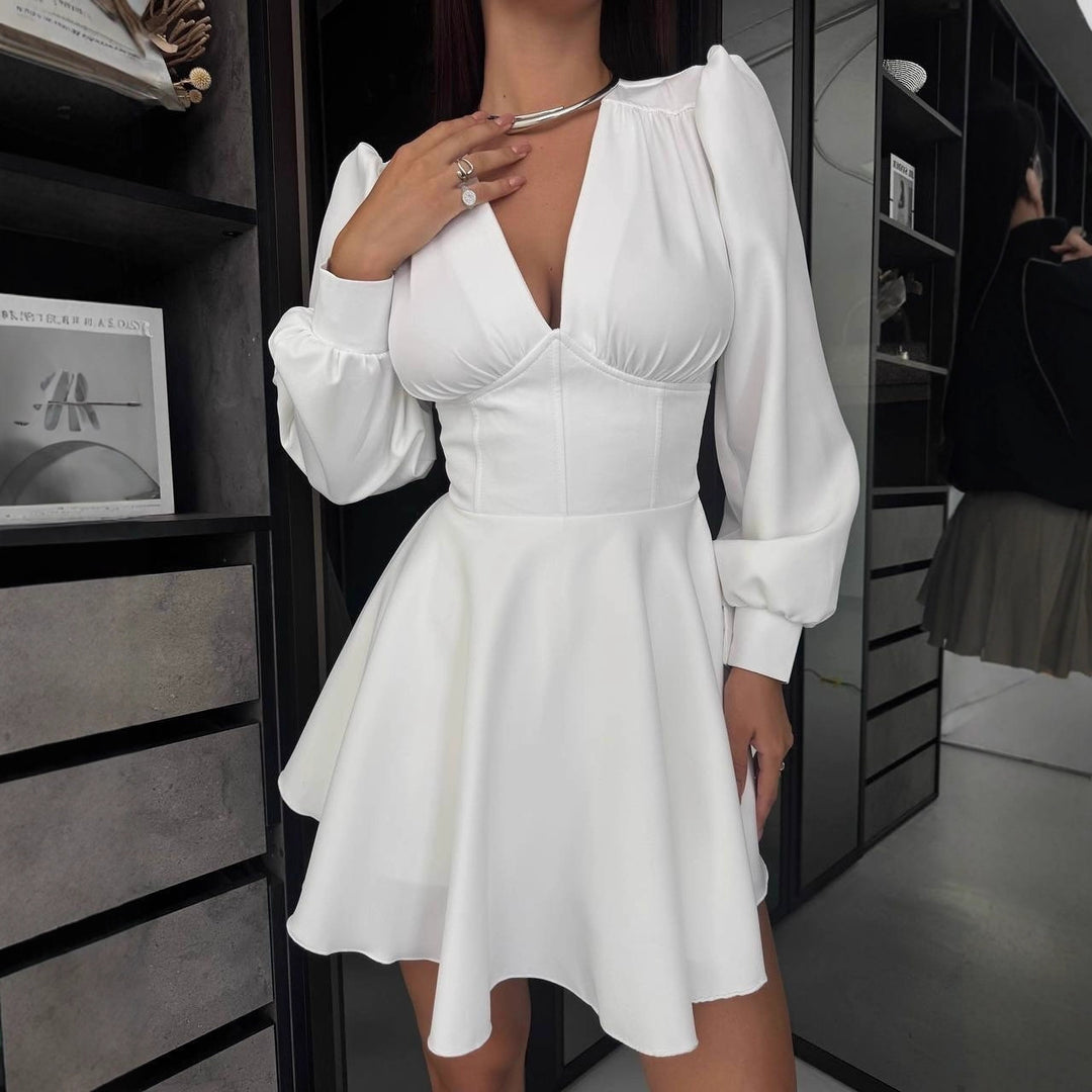 Damen Korsett-Detail Mini-Kleid mit Puffärmeln und ausgestelltem Rock Nord Taschen