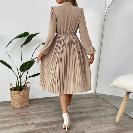 Damen Plissiertes Midikleid mit Schluppenkragen, elastischer Taillenpartie und langen Ballonärmeln Nord Taschen