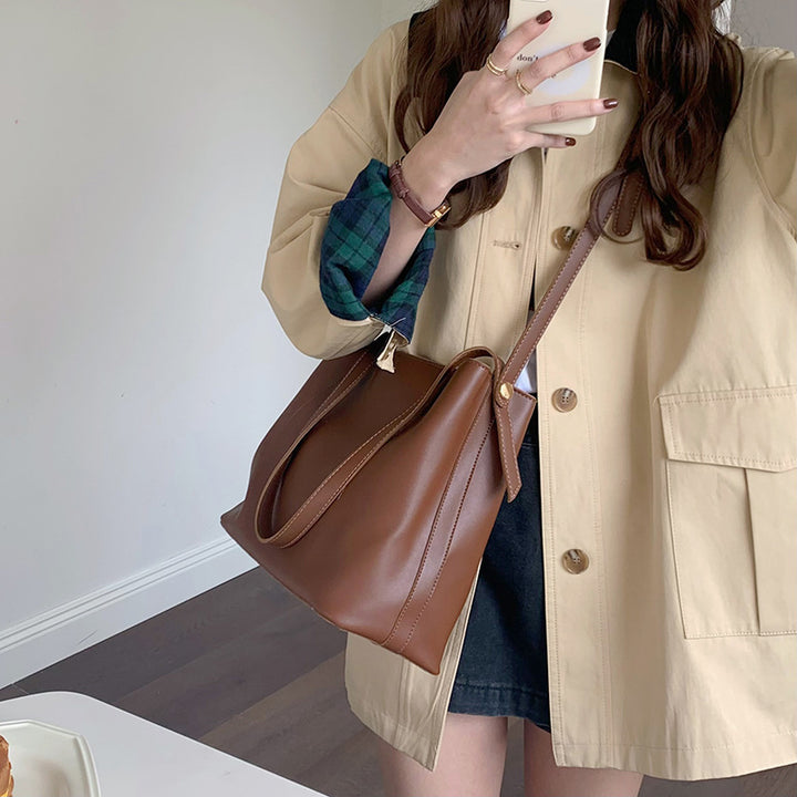 Damen Tote-Tasche mit elegantem minimalistischen Design und großzügigem Stauraum Nord Taschen