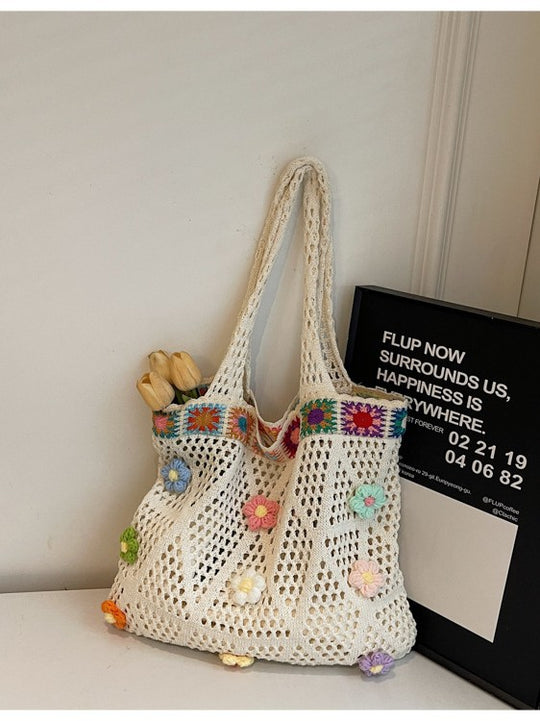 Damen gehäkelte Strandtasche mit bunten Blumenapplikationen Nord Taschen