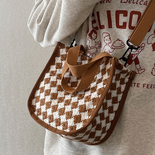 Damen Umhängetasche mit modernem kariertem Muster und verstellbarem Schulterriemen Nord Taschen