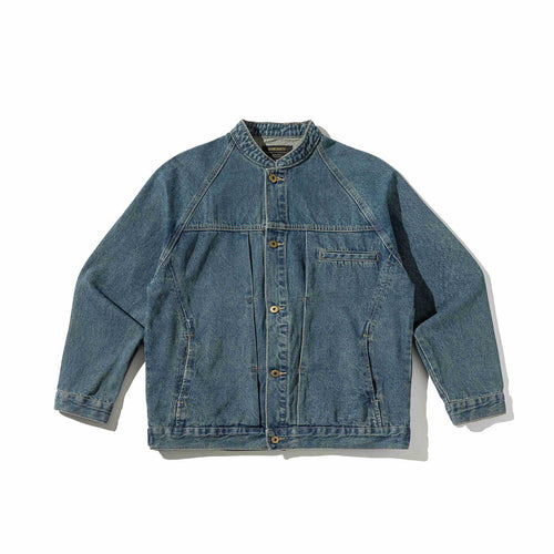 Unisex Boxy-Jeansjacke mit Stehkragen, markanter Nahtführung und Knopfleiste Nord Taschen