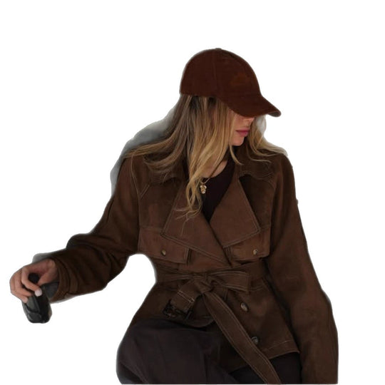 Damen Kurz geschnittener Veloursleder‑Trenchjacke mit Taillengürtel und verstellbaren Manschetten Nord Taschen