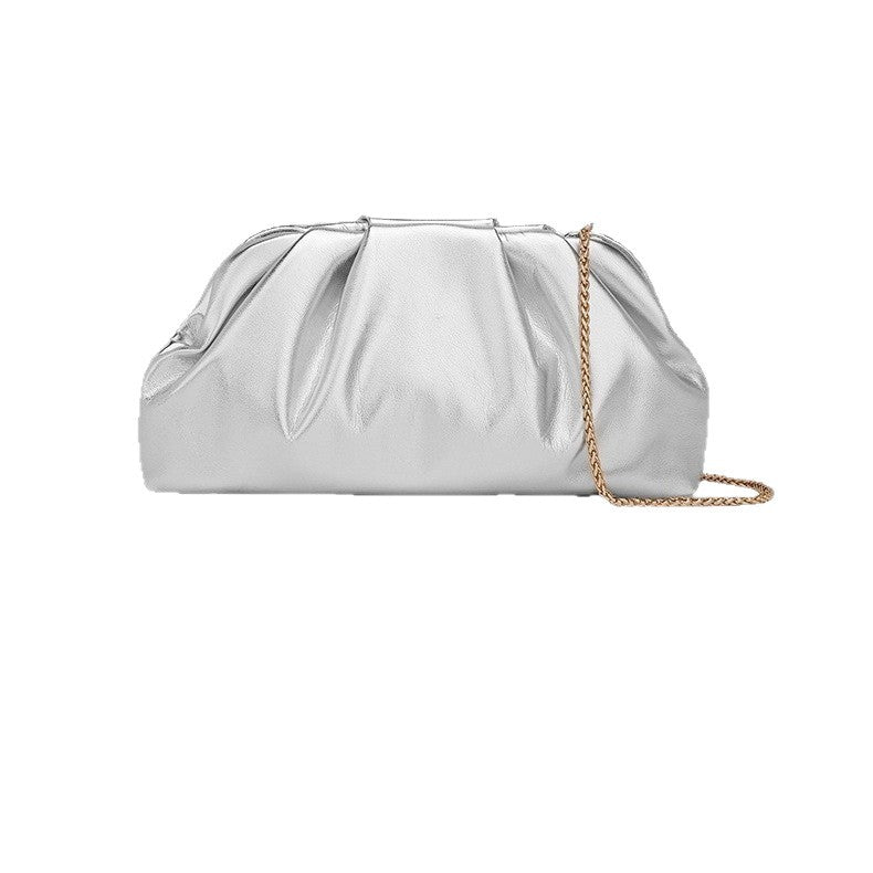 Damen Clutch im sanften Design mit feiner Kettenapplikation Nord Taschen