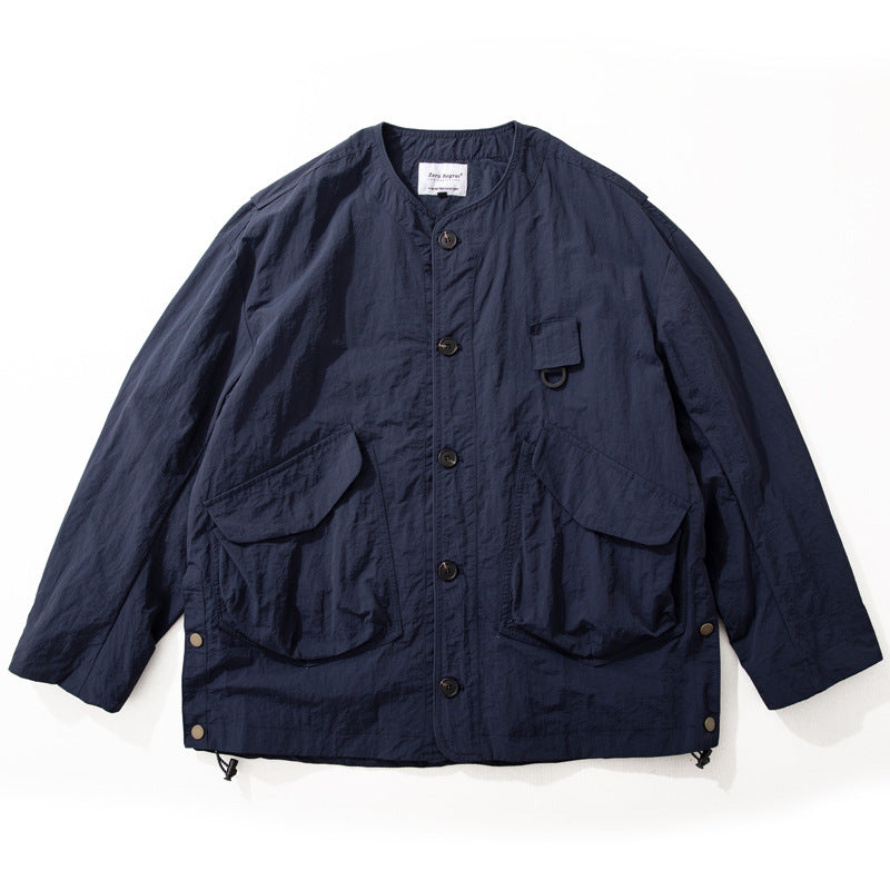 Herren Kragenlose Utility-Fieldjacke mit Pattentaschen und Kordelzug Nord Taschen