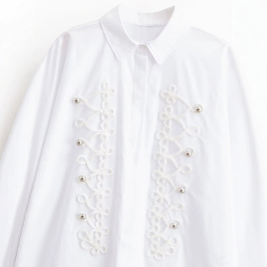 Damen Bluse mit dekorativen Froschverschlüssen und Zierkordeln Nord Taschen