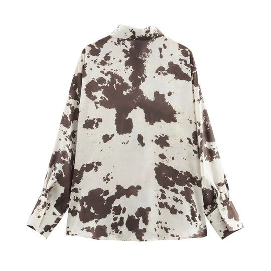 Damen 70+ weite seidige Hemdbluse mit Cow‑Print und verdeckter Knopfleiste Nord Taschen