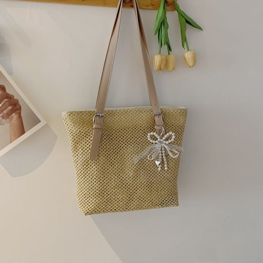 Damen stimmungsvolle Basttragetasche mit elegantem Perlenanhänger Nord Taschen
