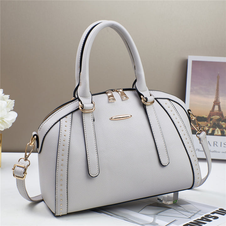 Damen Handtasche mit eleganten Nieten und verstellbarem Tragegurt Nord Taschen