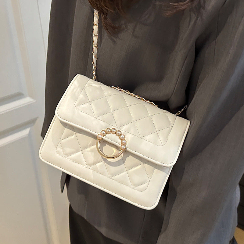 Damen elegante Umhängetasche mit strukturiertem Obermaterial und goldener Verzierung Nord Taschen