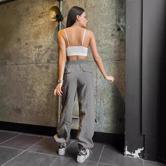 Damen Cargo-Haremshose mit hoher elastischer Taille und aufgesetzten Klappentaschen Nord Taschen