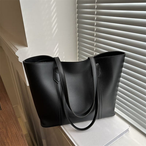 Damen Shopper Tasche mit eleganter Silhouette und robustem Fußboden Nord Taschen