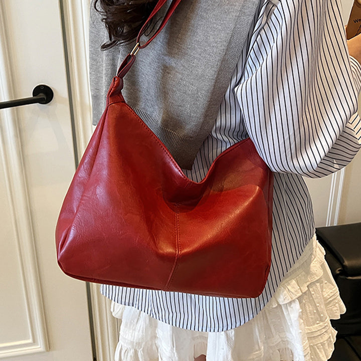 Damen Hobo-Tasche mit elegantem Design und praktischen Innenfächern Nord Taschen