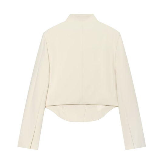 Damen Kurzer taillierter Blazer mit Stehkragen, asymmetrischer Knopfleiste und geschwungenem Saum Nord Taschen
