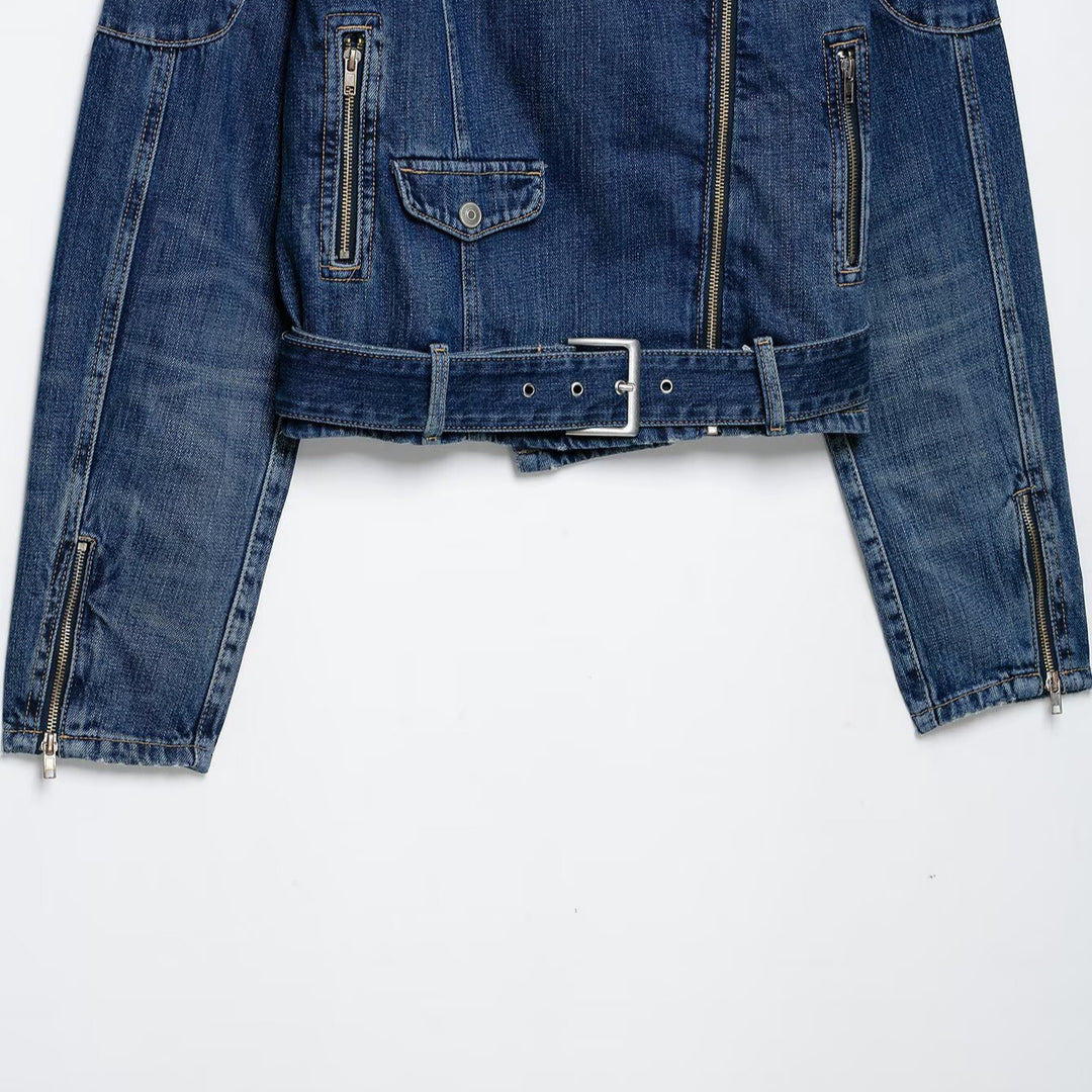 Damen Kurze Denim-Bikerjacke mit Gürtel und asymmetrischem Reißverschluss Nord Taschen