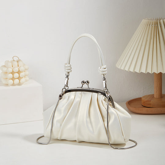 Damen Clutch-Tasche mit elegantem Raffungseffekt und abnehmbarem Schulterriemen Nord Taschen