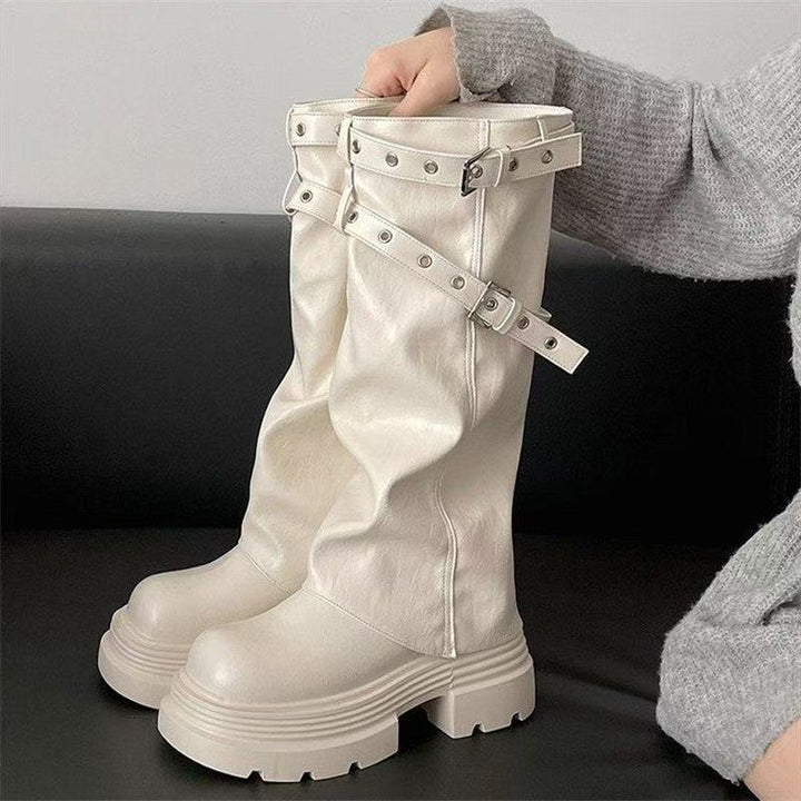 Damen Plateau-Stiefel mit modischem Schnallenverschluss und eleganter Faltenoptik
