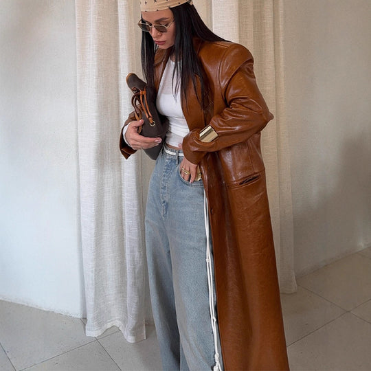 Damen Lang geschnittener Lackleder-Trenchcoat mit Reverskragen und kastiger Oversize-Passform Nord Taschen