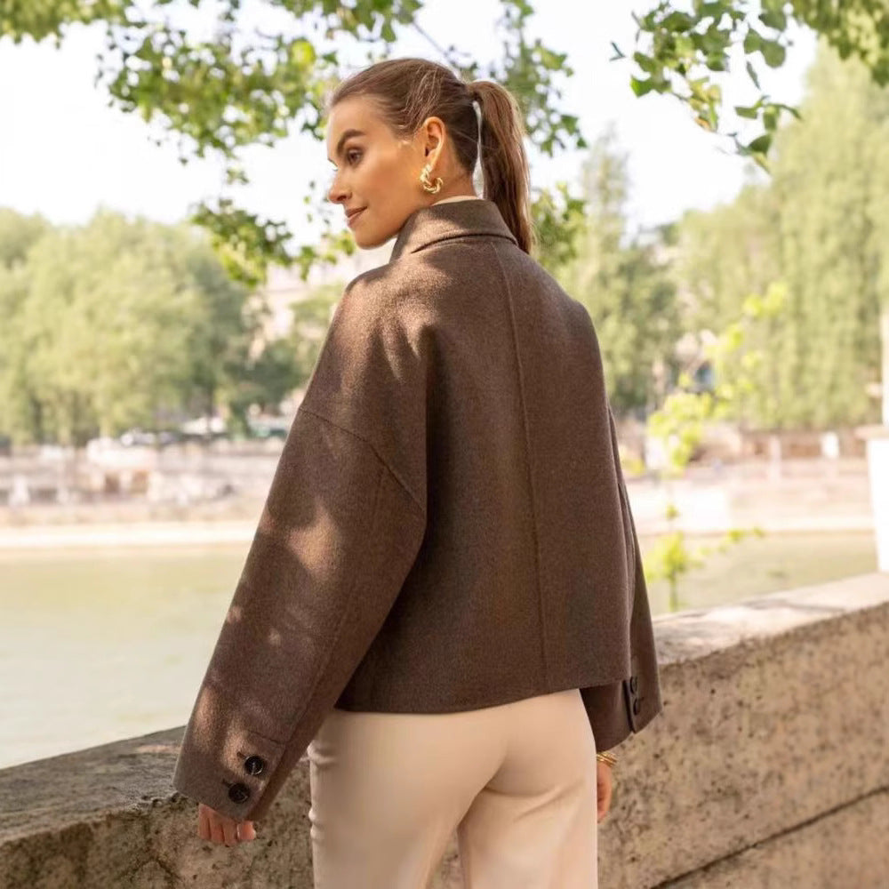 Damen Kurzjacke aus Wollmix im Boxy‑Caban‑Stil mit Hemdkragen und Eingrifftaschen Nord Taschen