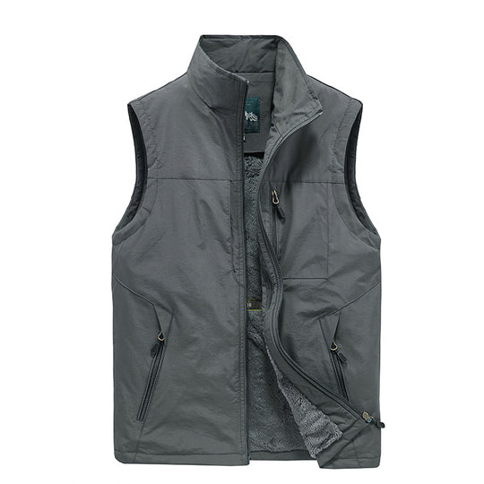 Herren Wattierte Fleecegefütterte Outdoor‑Weste mit Stehkragen und Reißverschlusstaschen Nord Taschen