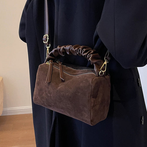 Damen praktische Abendtasche mit luxuriösem, strukturiertem Veloursleder und elegantem Tragegriff Nord Taschen