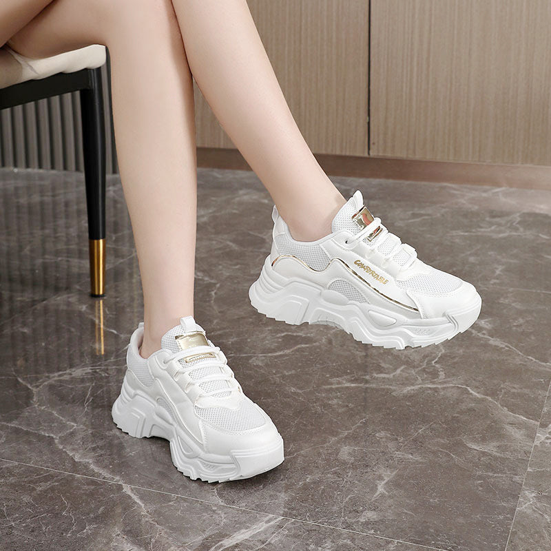 Damen Sportliche Sneakers mit modischer Metallic-Applikation und strukturierter Oberfläche