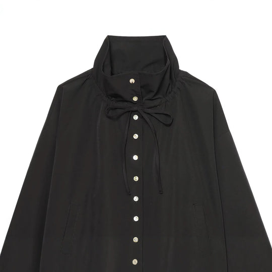 Damen Kurzer Cropped-Blouson mit hohem Stehkragen, Knopfleiste und Tunnelzugsaum Nord Taschen