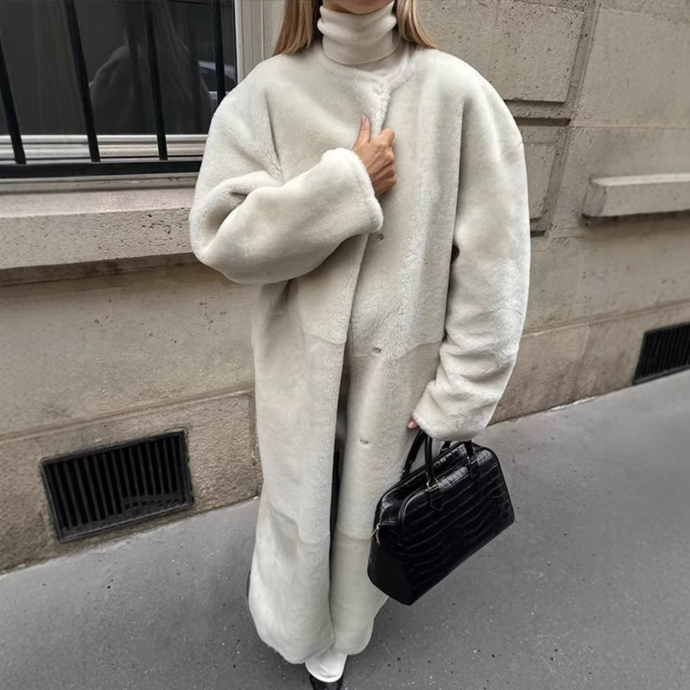 Damen Maxilanger Oversize-Teddymantel mit minimalistischem Stehkragen und verdeckter Druckknopfleiste Nord Taschen