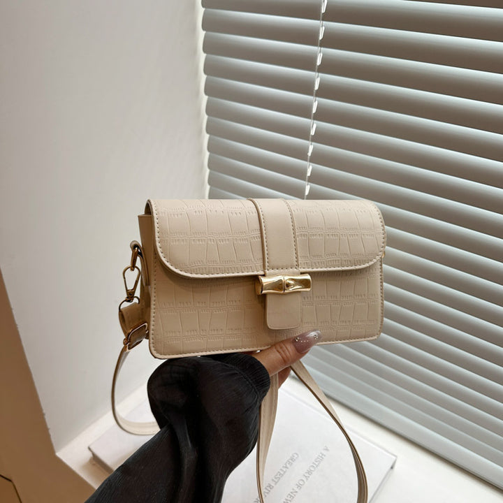 Damen Clutch aus hochwertigem Leder mit elegantem Verschluss Nord Taschen
