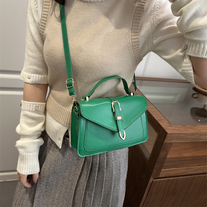 Damen Handtasche mit modernem Verschluss Nord Taschen