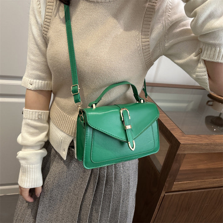Damen Handtasche mit modernem Verschluss Nord Taschen