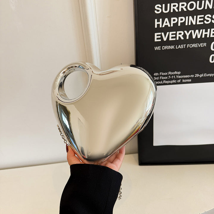Damen herzförmige Clutch mit glänzendem Finish Nord Taschen