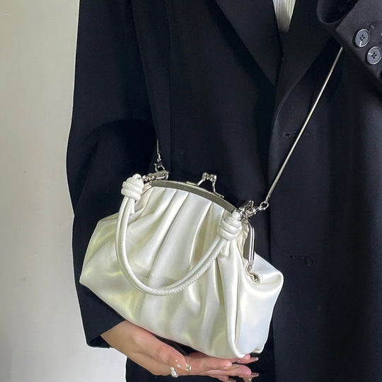 Damen Clutch-Tasche mit elegantem Raffungseffekt und abnehmbarem Schulterriemen Nord Taschen