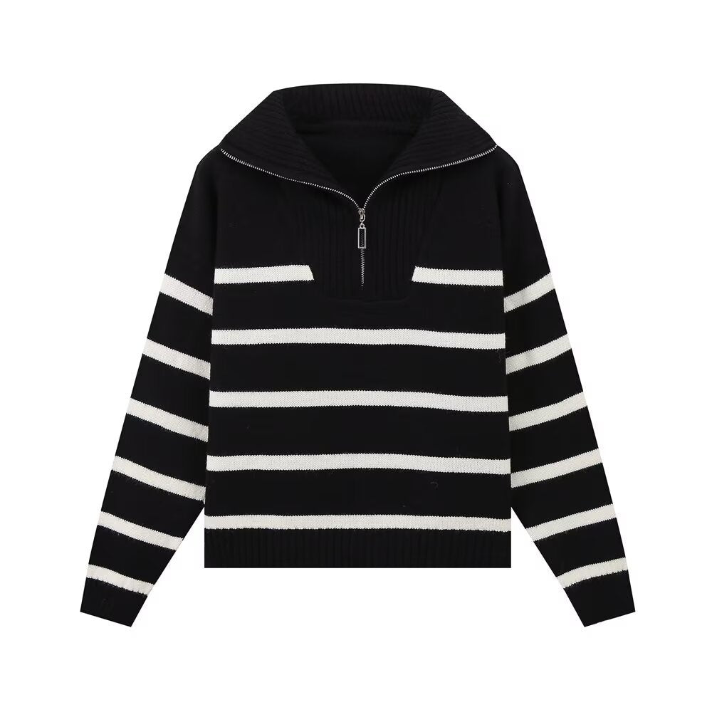 Damen Gestreifter Strickpullover mit hohem Rollkragen und halbem Reißverschluss Nord Taschen