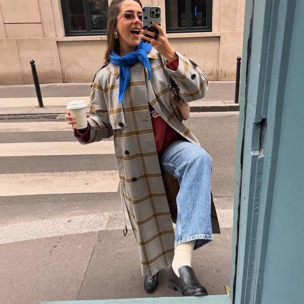 Damen langer kariierter Mantel im Trenchcoat-Stil mit doppelter Knopfleiste Nord Taschen