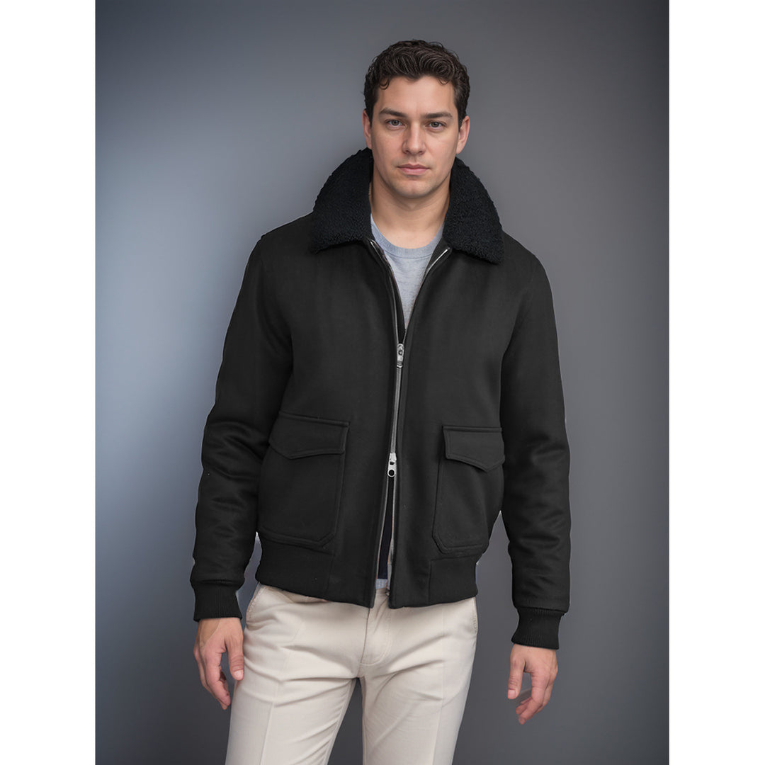 Herren Pilotjacke im Fliegerstil mit Teddykragen, Zwei‑Wege‑Reißverschluss und aufgesetzten Klappentaschen Nord Taschen