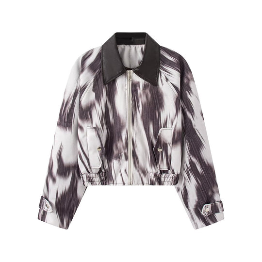 Damen Kurze Bomberjacke im Cropped-Style mit kontrastiertem Kunstlederkragen und abstraktem Print Nord Taschen