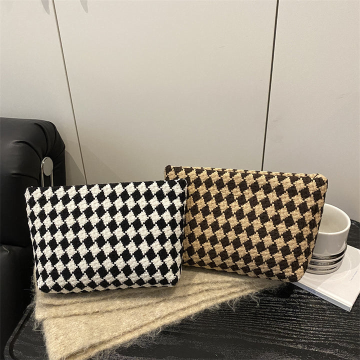 Damen Clutch mit geometrischem Muster Nord Taschen