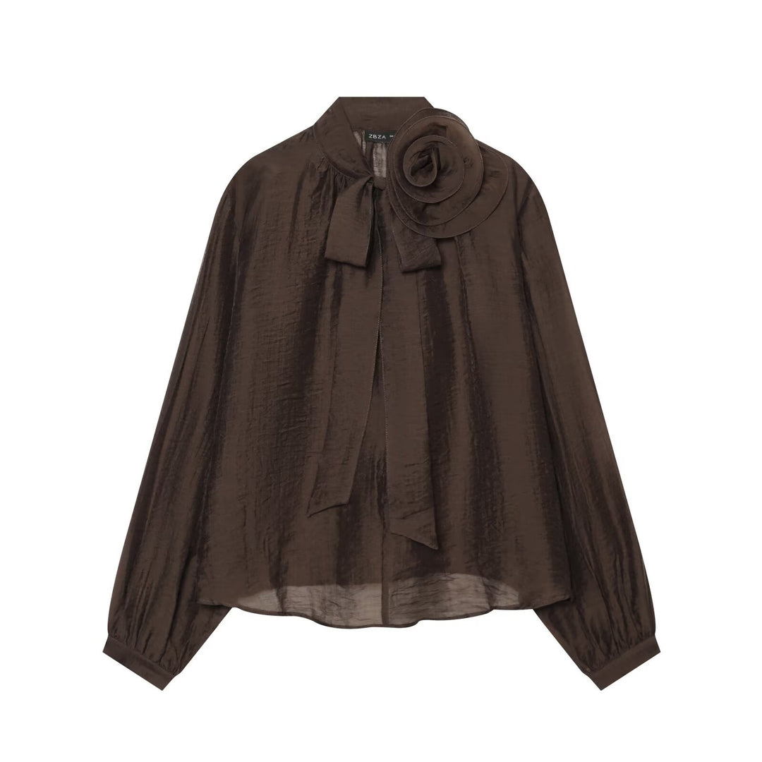 Damen Transparente Chiffonbluse mit Schleifenkragen, Volumenärmeln und Blumenbrosche Nord Taschen