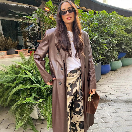 Damen langer Lederimitatmantel mit doppelreihiger Knopfleiste und Oversize-Schnitt Nord Taschen