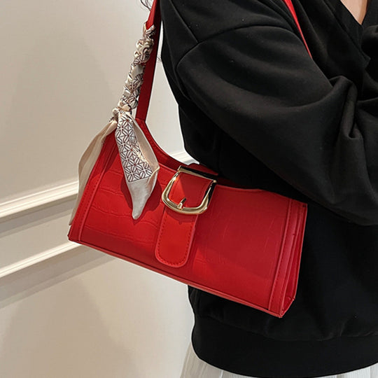 Damen Handtasche mit elegantem Kettenverschluss und modischem Design Nord Taschen