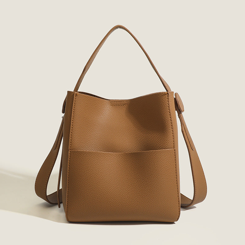 Damen Hobo-Tasche aus hochwertigem Kunstleder mit praktischem Innenfach Nord Taschen