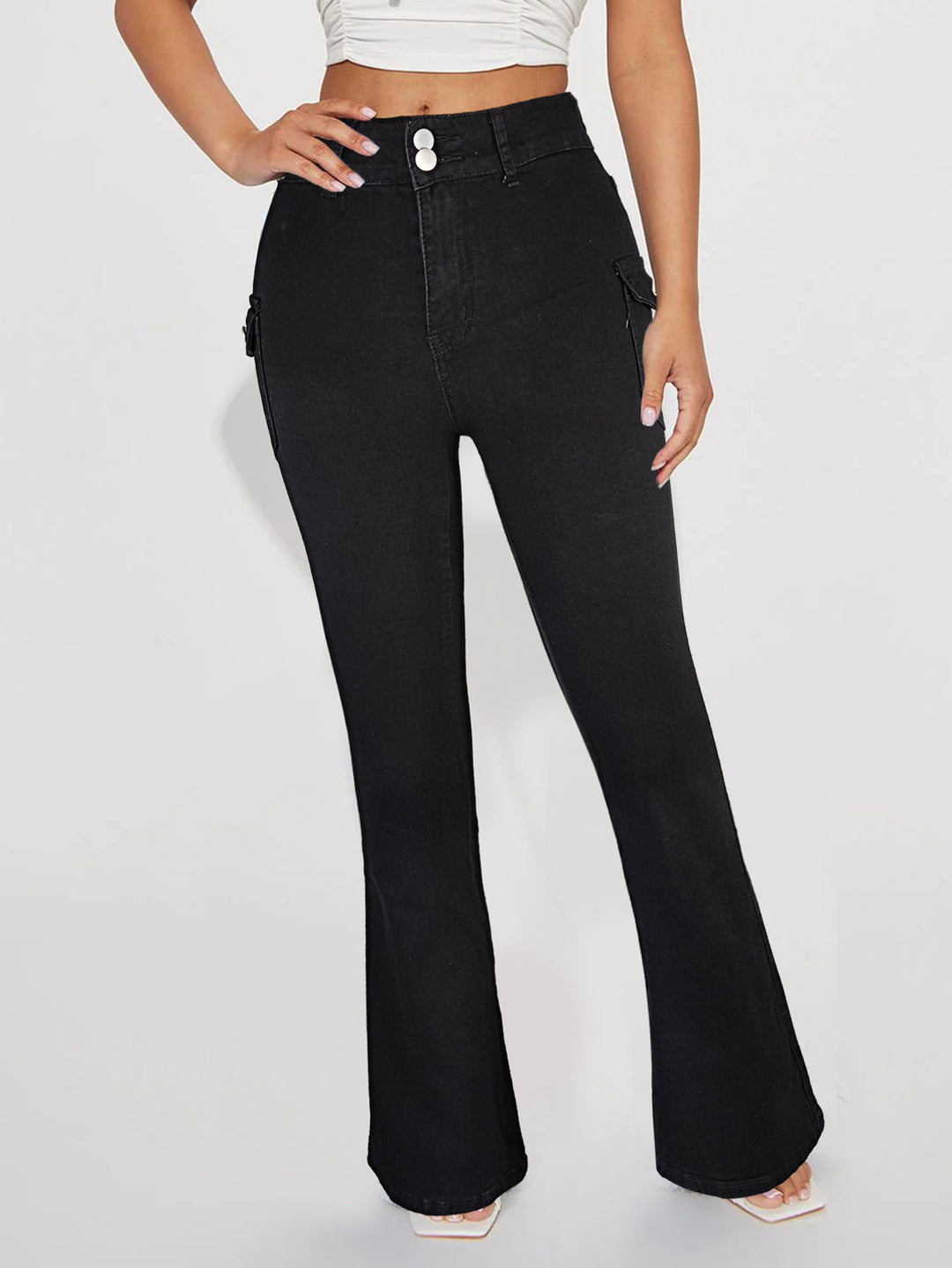 Damen Hochtaillierte Flared-Denimhose mit seitlichen Cargo-Pattentaschen & Doppelknopf Nord Taschen