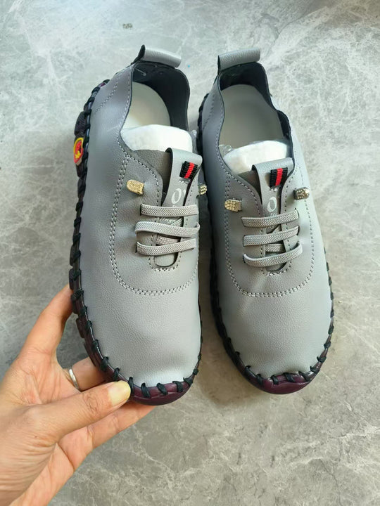 Damen Leichter, weicher Slipper mit handgenähter Gummisohle und elastischer Schnürung Nord Taschen