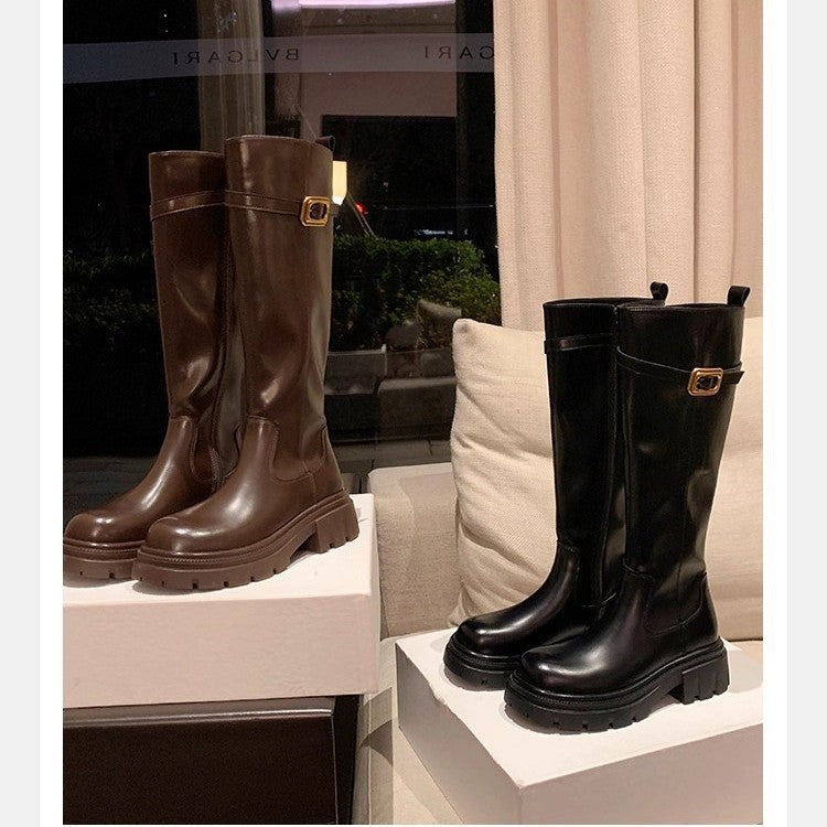 Damen Kniestiefel mit profilierter Lug‑Sohle und dekorativem Schnallenriemen Nord Taschen