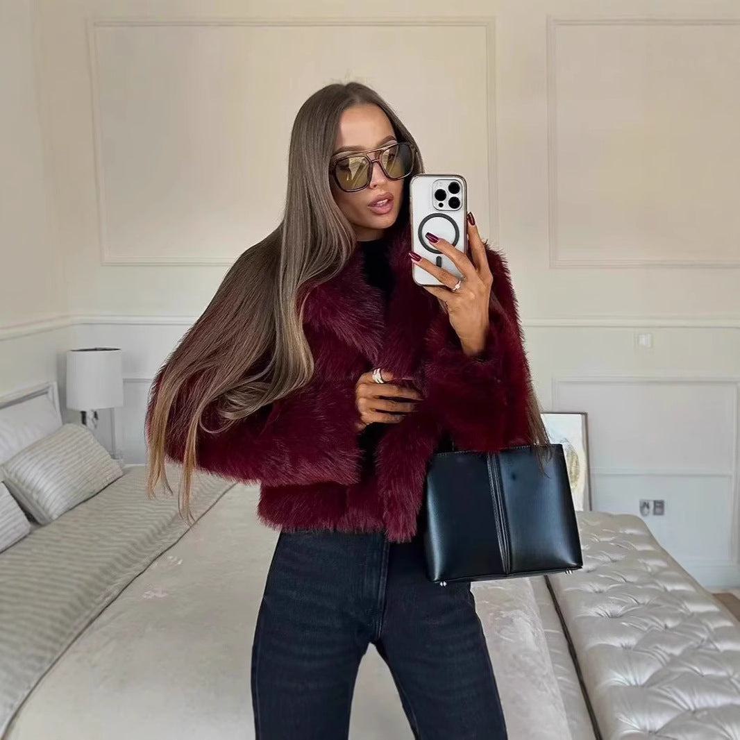 Damen Kurzer Teddy‑Faux‑Fur‑Cropped‑Blouson mit innenliegender Knopfleiste und soften Ärmelabschlüssen Nord Taschen