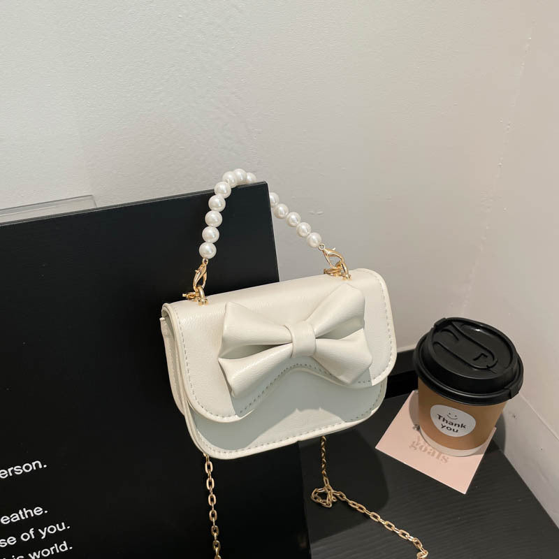 Damen Handtasche mit elegantem Schleifendetail und Perlenhenkel Nord Taschen